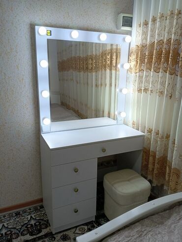 Komodlar: Güzgülü — 6