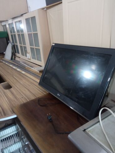блендер lg 877: Телевизор LG 82"