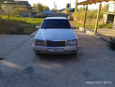 авто росрочку: Mercedes-Benz C-Class: 1993 г., 1.8 л, Механика, Бензин, Седан