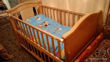 детские кроватки бу в Кыргызстан | ДЕТСКИЕ КРОВАТИ: Продаю детскую деревянную кроватку б/у. Уступка будет. В хорошем