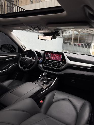 Toyota: Toyota Highlander: 2021 г., 2.5 л, Автомат, Гибрид, Кроссовер — 9
