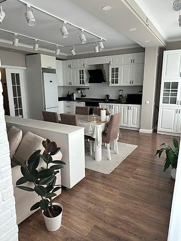 Продажа квартир: 4 комнаты, 139 м², 7 мкр Элитка, 12 этаж — 1