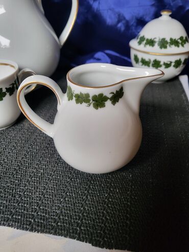 Ostali antikviteti: Servis za kafu 1977g+ Graf von Henneberg Nemacka. Servis je perfektan na lalafo.rs — 11 Ostali antikviteti: Servis za kafu 1977g+ Graf von Henneberg Nemacka. Servis je perfektan — 11