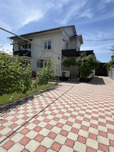 Продажа домов: Дом, 140 м², 8 комнат, Собственник