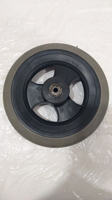 Əlil arabaları: Elil arabasi üçün zapcastlar var Mühərrikli araba üçün ve sade Əlil — 14