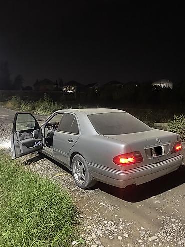 bis vip: Mercedes-Benz E-Class: 1998 г., 2.2 л, Механика, Бензин, Седан — 1
