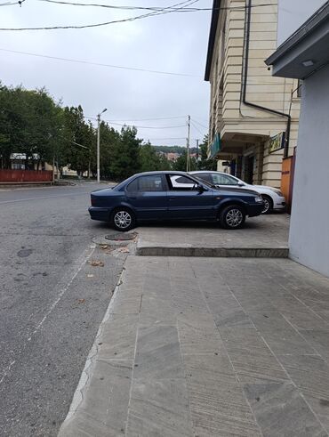 Iran Khodro: Iran Khodro Samand: 1.8 l | 2006 il 435000 km Sedan — 29