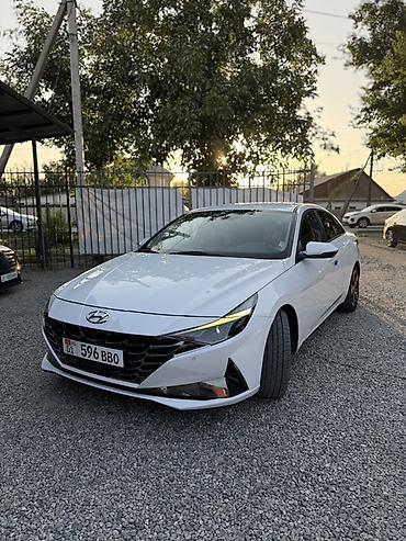 i getz: Hyundai Elantra: 2022 г., 1.6 л, Автомат, Гибрид, Седан — 2