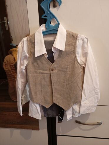 Dəstlər: Oğlan uşağı üçün geyim dəsti – bir neçə model - Ağ xırda naxışlı — 4