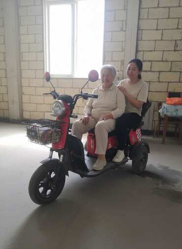 Мотороллеры муравей: Мотороллер муравей Электро, 50 км, До 299 кг, Б/у at lalafo.kg — 4 Мотороллеры муравей: Мотороллер муравей Электро, 50 км, До 299 кг, Б/у — 4