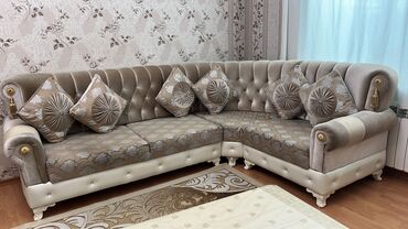 Digər mebel: SvncKünc divan təcili satılır 450 azn.Açılmır,baza yoxdur.Yaxşı
