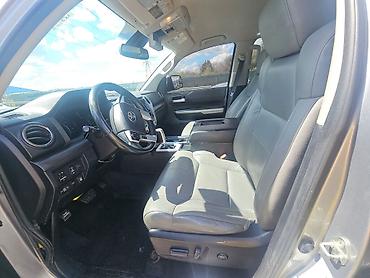 Toyota: Toyota Тундра: 2019 г., 5.7 л, Автомат, Бензин, Пикап — 7