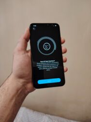 Apple iPhone: IPhone 11 Pro Max, 256 GB, Matte Gold, Face ID — 6