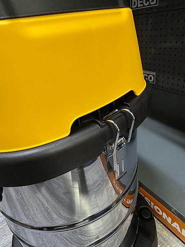 Строительные пылесосы: Пылесос строительный Фирмы: РОЛЬФ оригинал 1400ватт 30л Можно — 3