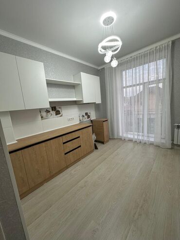 кара балта квартиры продажа: 1 комната, 39 м², Индивидуалка, 2 этаж, Евроремонт