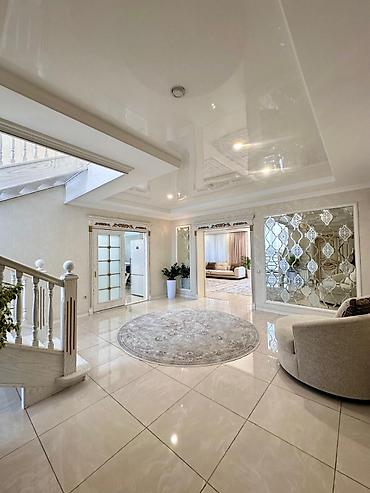 Продажа коттеджей и домов: ✨ Дом, в который хочется вернуться снова и снова… Продаётся стильный — 5