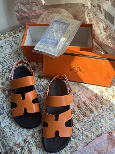 б у козубаева: Босоножки HERMES Plain Leather Sandals абсолютно новые! На