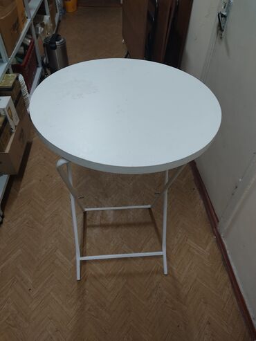 столы на заказ: Барный Стол, цвет - Белый, Б/у