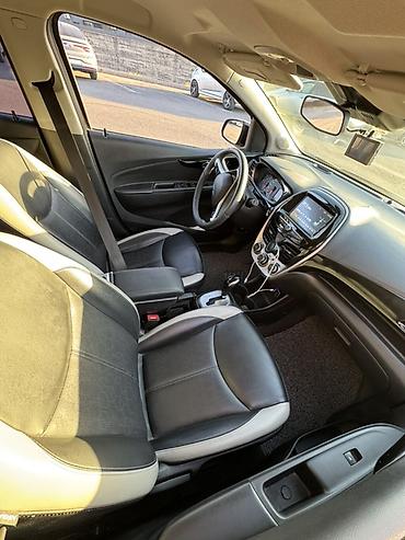 выхлоп хонда: Chevrolet Spark: 2017 г., 1 л, Автомат, Бензин, Хэтчбэк — 8