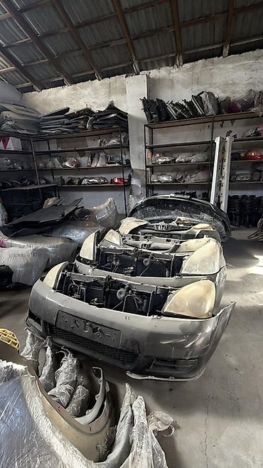 Автозапчасти: Автозапчасти б/у для иномарок — разборка Ассортимент: - Кузовщина — 6