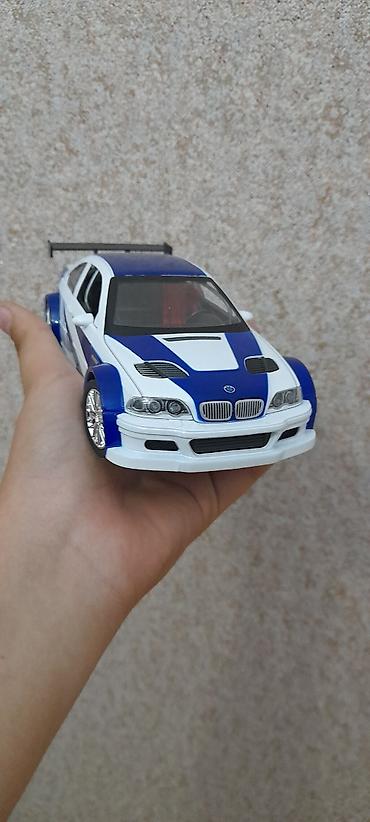 Bmw m3 e46 1:24 Ölçüdə təzədir Səsli və işıqlı hər yeri açılır