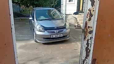Продажа авто: Honda Fit: 2005 г., 1.3 л, Вариатор, Бензин, Хэтчбэк — 4