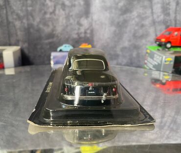 Avtomobil modelləri: Коллекционная модель zim gaz12 black 1952 deagostini scale 1:43 — 7