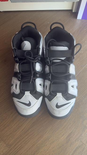 nike original: Nike Air More Uptempo 42 original Vəziyyəti yaxşıdır, 5 dəfə — 2