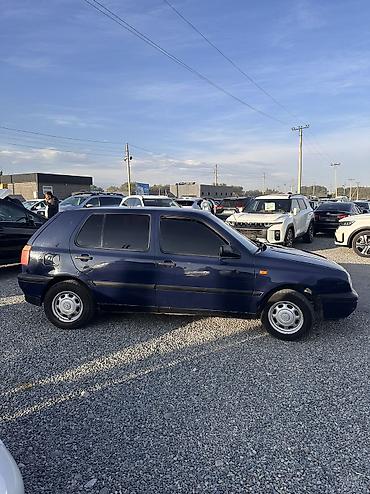 Volkswagen: Volkswagen Golf: 1992 г., 1.4 л, Механика, Бензин, Хэтчбэк — 7