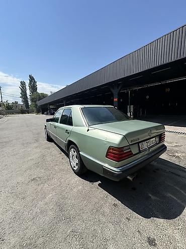 124: Mercedes-Benz W124: 1990 г., 2.3 л, Механика, Бензин, Седан — 2