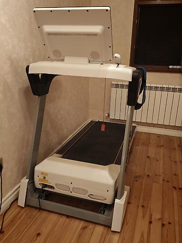 qaçış daroşkası: Elektrikli qaçış trenajoru - Geniş qaçış səthi: amortizasiyalı bant — 2