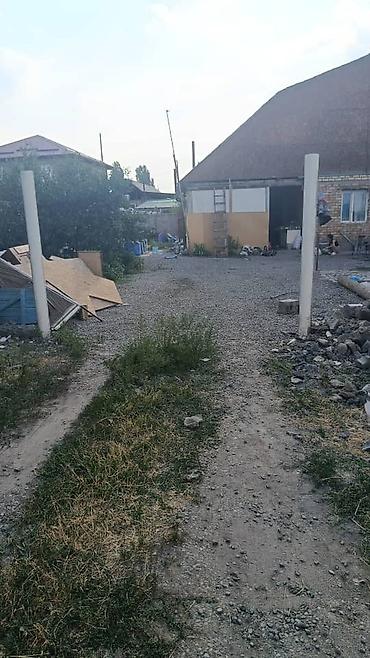 Продажа коттеджей и домов: Продаю дом в новопокровке ройон пост гай участок по документам 6 соток — 10