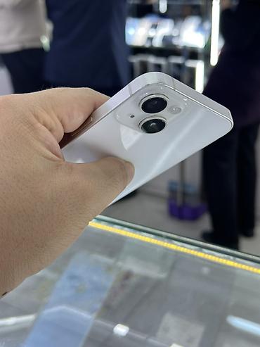 Apple iPhone: IPhone 14, Б/у, 128 ГБ, Белый, Зарядное устройство, Защитное стекло, Чехол, 89 % — 5