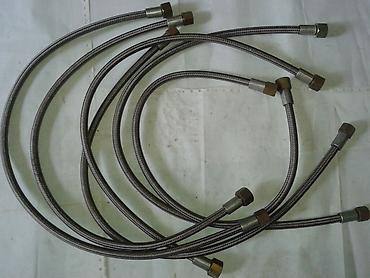 "t nkladeuc 2220.9" security: Prodajem 10-komada pancirnih creva za gas,oxigen-acetilen i druge — 1
