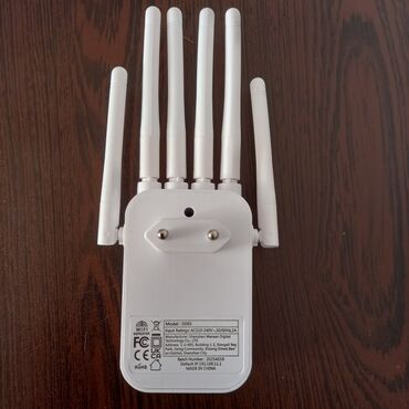 Modemlər və şəbəkə avadanlıqları: Wi‑Fi Siqnal Gücləndirici / AP / Repeater Xüsusiyyətlər: - 4 ədəd — 3