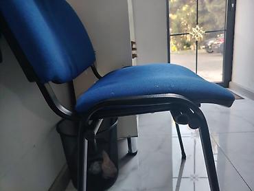 Ünvan:Həzi Aslanov metrosunun yaxınlığı. Ofis/konfrans stulu - Rəng