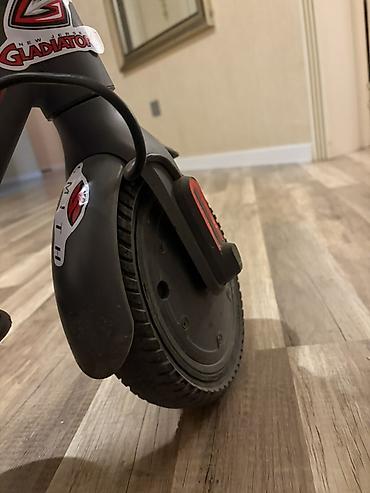 Elektrikli samokatlar: Elektrik skuter King song xs1 max suret 36-40 gedir tormuzu islemir — 6