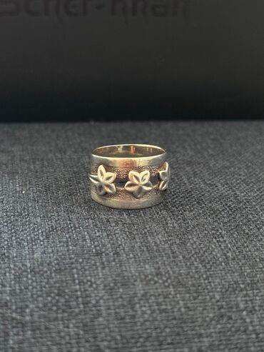 Серебряные наборы украшений: Жемчуг Жемчужное ожерелье 3 шт: 2 шт овал не длина 48 см, 1шт круглые — 17