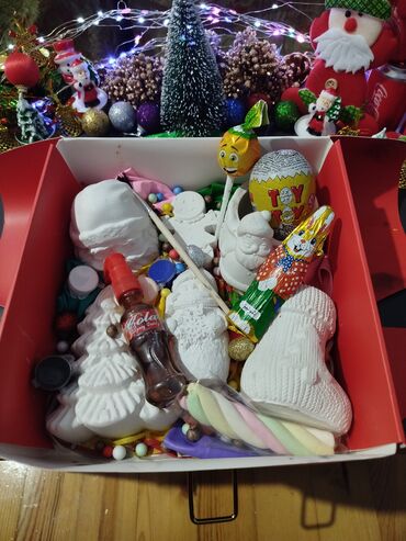 Hədiyyələr: Hər birinin Qiyməti 10 manat olan Rənglənən Gips Gift Boxlarla — 5