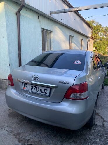 обмен на альфард: Toyota Belta: 2006 г., 1.3 л, Автомат, Бензин