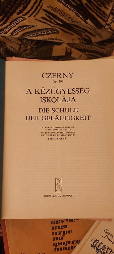 Kitablar və jurnallar: Musiqi dərslikləri və not toplusu – fortepiano və solfecio Məzmun — 7