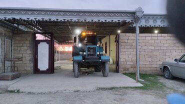 Traktorlar: Traktor Belarus (MTZ) 1993 il, 80 at gücü, motor 2.4 l — 9