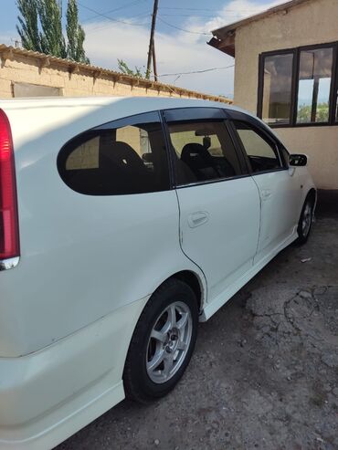 хонда сивик леви руль автамат хежибек серебристый: Honda Stream: 2002 г., 2 л, Автомат, Бензин, Минивэн