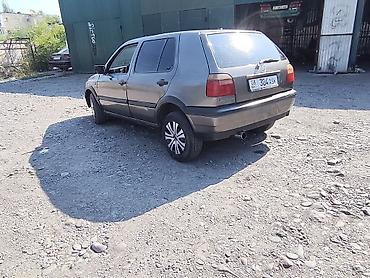 e klass: Volkswagen Golf: 1993 г., 1.8 л, Механика, Бензин, Хэтчбэк — 1