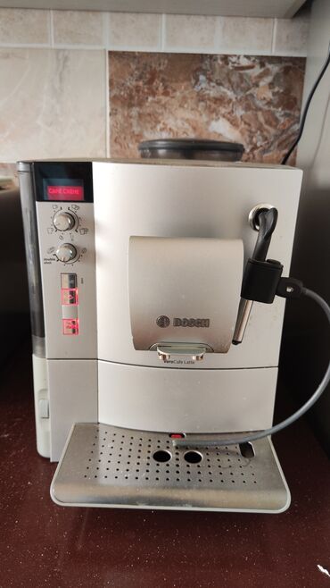coffee aparatı: Qəhvə maşını Avtomat, Su qabı ilə, İşlənmiş