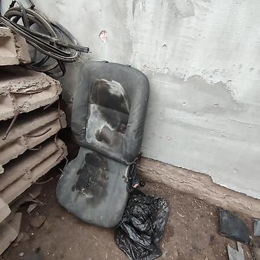 Панели, обшивки: Центральная консоль GMC 2003 г., Б/у, Оригинал, США — 22