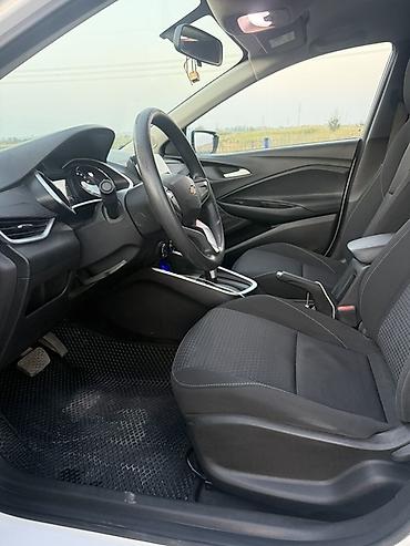 Продажа авто: Chevrolet Onix: 2021 г., 1 л, Автомат, Бензин, Седан — 7