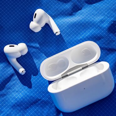 Продаю оригинальный Airpods Pro в хорошем  состоянии.  Б/у . Цена: 8