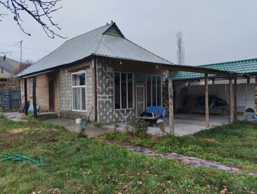 прод дом село манас: 70 м², 2 комнаты, Свежий ремонт
