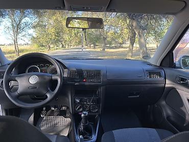 Volkswagen: Volkswagen Golf: 2003 г., 1.6 л, Механика, Бензин, Хэтчбэк — 10
